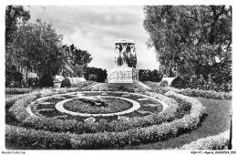 Delcampe - AQHP1-0027-ALGERIE - ALGER - Le Monument Aux Morts Et L'horloge Florale - Algerien