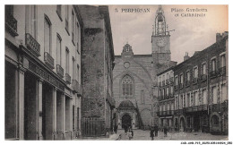 Delcampe - CAR-AHRP15-0732-66 - PERPIGNAN - Place Gambetta Et Cathedrale - Perpignan