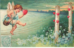 Delcampe - Carte Gaufrée - Clapsaddle - Cupidon Portant Un Coeur Marche Sur Des Fils électriques - Engel