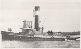Delcampe - PIETER COEDKOOP D 15 Tugboat 1963 Postcard Size Real Photo #SDG901 - Schlepper