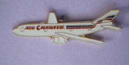 Delcampe - PIN'S AIR ICHARTER - Aerei