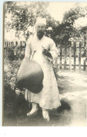 Delcampe - Corée Du Sud - The Dressing In The Mourning - Korea (Süd)