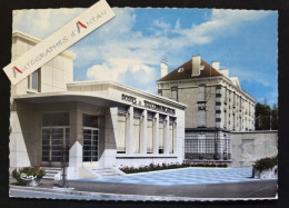 Delcampe - ● LE VESINET La Poste Rare Carte Postale Sous Cet Angle écrite Au Dos Concours Jeudi Cinéma Seine Et Oise Yvelines 1980 - Le Vésinet