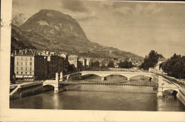 Delcampe - CPA Grenoble Vue Generale Sur Les Quais La Tronche - Grenoble