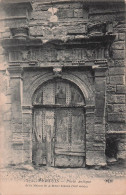 Delcampe - 84 PERTUIS PORTE ANTIQUE DE LA MAISON DE LA REINE JEANNE - Pertuis
