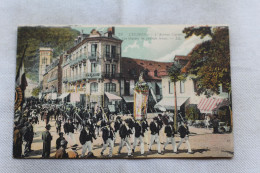 Delcampe - Cpa 1916, Luchon, L'avenue Carnot, Les Guides En Grande Tenue, Haute Garonne 31 - Luchon