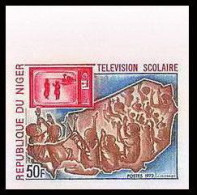 Delcampe - 91785d Niger N°292 Télévision Scolaire Enfant Child Children 1973 Non Dentelé Imperf ** MNH - Telecom