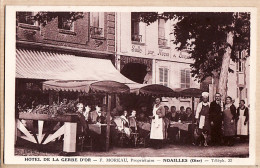Delcampe - 23348 / NOAILLES 60-Oise Hotel De La GERBE D' OR Animation Propriétaire MOREAU Et Clients 1930s Photo FLORENT - Noailles