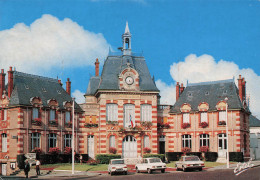 Delcampe - 28 AUNEAU L HOTEL DE VILLE - Auneau