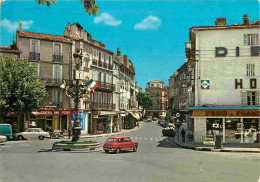 Delcampe - Carte Postale - Automobiles - Aubagne - Carrefour Et Rue De La République - Central Bar Tabac - CPM - Voir Scans Recto-V - PKW
