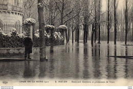 Delcampe - Crue De La Seine  1910   MELUN  Boulevard Gambetta Et Promenade De Vaux - Melun