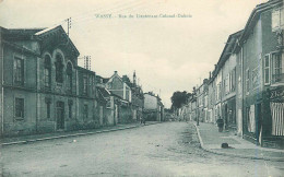 Delcampe - 56702 - WASSY - RUE DU LIEUTENANT COLONEL DUBOIS - Wassy