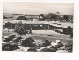 Delcampe - ROYAN 17  L'AUDITORIUM  ET LES GALERIES BOTTON - Royan