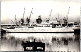 Delcampe - BATEAU PAQUEBOT LE COLOMBIE Carte Postale Ancienne /REF -VP9398 - Dampfer