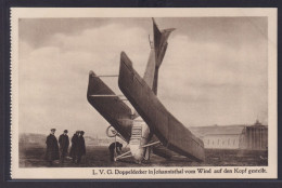 Delcampe - Ansichtskarte Flugzeug L.V.G. Doppeldecker In Johannisthal Von Wind Auf Kopf - Zeppeline