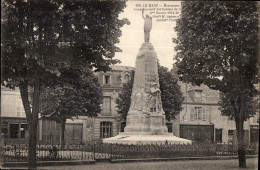 Delcampe - CPA Le Mans Monument Commemoratif Des Soldats De La Statue - Le Mans