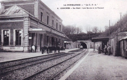 Delcampe - 27 - Eure - CONCHES En OUCHE - La Gare - Les Quais Et Le Tunnel - Conches-en-Ouche