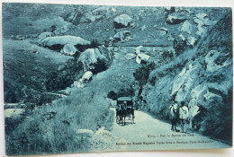 Delcampe - CPA - AFRIQUE - MADAGASCAR - Sur La Route Du Sud - Animée Fiacre - Madagaskar