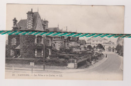 Delcampe - Cabourg, Les Villas Et Le Casino - Cabourg