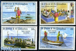 Delcampe - Saint Vincent 1993 Fishing Industry 4v, Mint NH, Nature - Transport - Fishing - Ships And Boats - Poissons