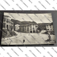 Delcampe - Cartolina Varallo Sesia - Piazza Vittorio - Vercelli