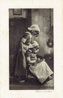 Delcampe - CPA  Leçon D'écriture - Gruppen Von Kindern Und Familien