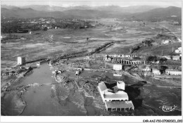 Delcampe - CAR-AAJP10-83-0926 - FREJUS Après La Catastrophe - Basse Vallée Du Reyran Et Quartier Des Arènes - Frejus