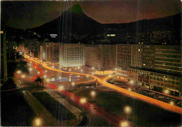 Delcampe - Carte Postale - Afrique Du Sud - Cape Town - The Heerengracht And Adderley Street By Night - Immeubles Architecture - Ca - Südafrika