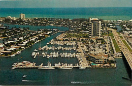 Delcampe - Carte Postale - Etats Unis - Fort Lauderdale - 22 Acre Waterway Wonderland And The Area's Newest 17story Deluxe Hôtel 25 - Fort Lauderdale