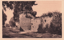 Delcampe - 44 GUERANDE LES REMPARTS ET LA TOUR SAINT JEAN - Guérande