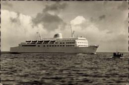Delcampe - CPA Schwedenfähre Trelleborg In Voller Fahrt Auf Dem Meer, Fährschiff - Sonstige & Ohne Zuordnung