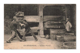 Delcampe - En Bourgogne — Le Vieux Pressoir, CPA, France - Bourgogne