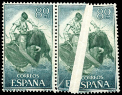 Delcampe - ** 1260. Toros. 80 Cts. En Pareja. Un Sello Tiene Espectacular Fuelle. Raro. Firmado Guinovart. - Varietà E Curiosità