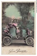 Delcampe - CAR-ADZP15-0847-FETE-VOEUX - Bons Baisers - Fillette Dans Une Voiture Avec Des Fleurs - Neujahr