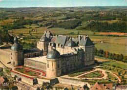Delcampe - Carte Postale - 24 - Hautefort - Le Château - Vue D'ensemble - La Chapelle Et Façade Est - CPM - Voir Scans Recto-Verso - Hautefort