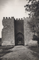 Delcampe - ESPAÑA Almazán Castilla Y León Puerta Del Mercado Arquitectura Unposted #SBR122 - Soria