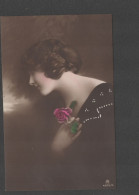 Delcampe - PORTRAIT DE FEMME - FRAU - LADY /     F3407 - Frauen