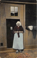 Delcampe - Lot 29 Types Folklore Woman Knitting Netherlands - Sonstige & Ohne Zuordnung