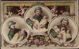 Delcampe - CPA Französischer Soldat Verzweifelt Mit 3 Babies - Sonstige & Ohne Zuordnung
