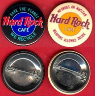 Delcampe - ** BADGES  HARD  ROCK  CAFE ** - Enseignes