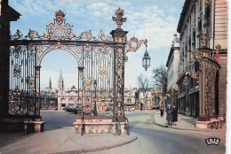 Delcampe - 54 NANCY GRILLES DE JEAN LAMOUR ET PLACE STANISLAS - Nancy