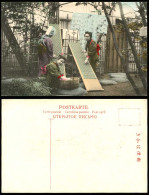 Delcampe - Japan Old Hand Tinted Postcard GEISHA GIRLS Making & Washing KIMONO Women Ladies - Sonstige & Ohne Zuordnung