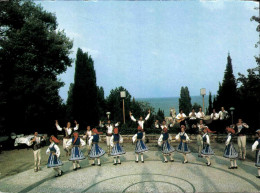 Delcampe - Carte Postale - Folklore - Bulgarie - Sables D'Or - Spectacle Du Groupe De Danses Folkloriques - CPM - Voir Scans Recto - Trachten