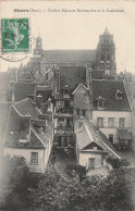 Delcampe - Gisors Vieilles Maisons Normandes Et La Cathedrale - Gisors