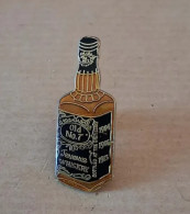 Delcampe - PIN'S JACK DANIEL'S OLD NO.7 - Bebidas