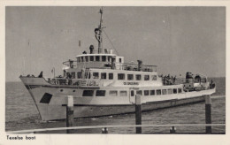 Delcampe - Nederland Texel Veerboot De Dageraad Over De Waddenzee Real Photo #SCV407 - Fähren