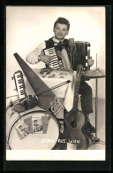 Delcampe - AK Wien, Musiker Stani Mit Akkordeon - Musik Und Musikanten