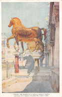Delcampe - Italy Venice Venezia Horses Statues Of S Marco Looking North Vintage Postcard - Welt