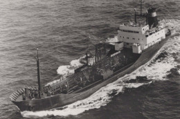 Delcampe - Anna Broere Chemical Tanker At Sea Postcard Size Real Photo #SDK580 - Tanker