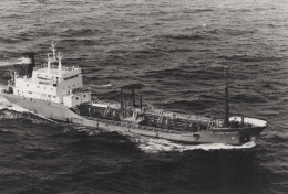 Delcampe - Engelina Broere Chemical Tanker Postcard Size Real Photo #SDK588 - Tanker